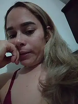 Snapshot of Amelia1_ chatting on 06/08/26, 04:13 Amelia1 online show from 06/08/26, 04:13