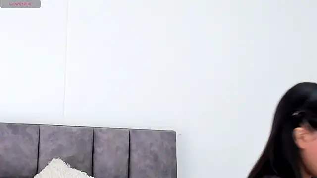 VeronicaTonu online show from 02/13/25, 02:31