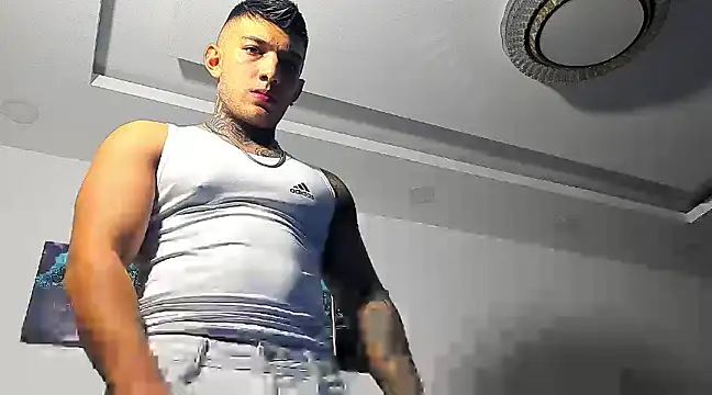 Snapshot of angeel_d035 chatting on 02/01/25, 01:44 angeel d035 online show from 02/01/25, 01:44