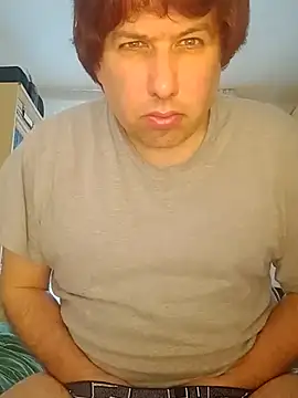 Snapshot of Olandese2682@xh chatting on 04/16/26, 03:24 Olandese2682xh online show from 04/16/26, 03:24