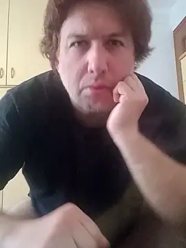 Snapshot of Olandese2682@xh chatting on 04/20/26, 10:07 Olandese2682xh online show from 04/20/26, 10:07