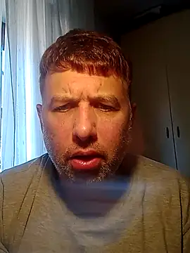 Snapshot of Olandese2682@xh chatting on 04/27/26, 09:18 Olandese2682xh online show from 04/27/26, 09:18