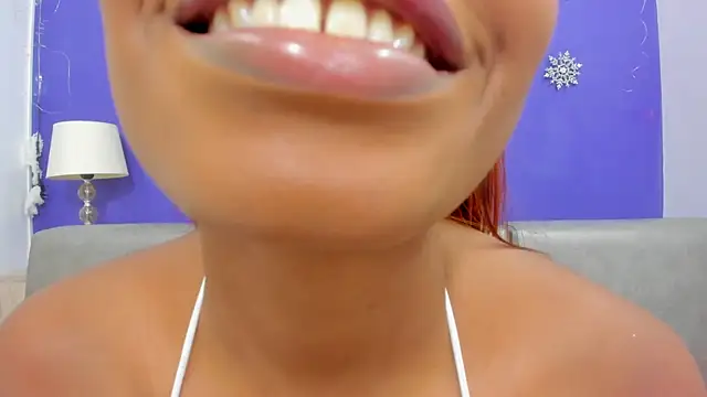 Snapshot of ShantalGomes chatting on 06/09/26, 08:09 ShantalGomes online show from 06/09/26, 08:09