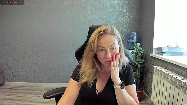 goddeesssssss online show from 06/11/26, 06:33