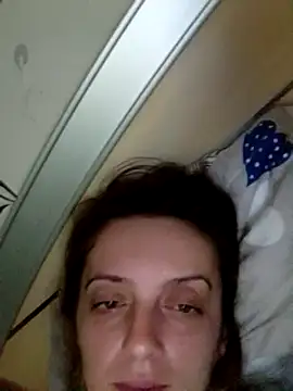 Snapshot of SophyGirl chatting on 02/25/25, 12:34 SophyGirl online show from 02/25/25, 12:34