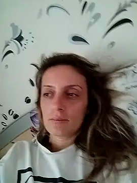 SophyGirl online show from 10/27/25, 01:04