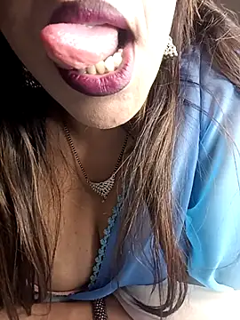 Snapshot of Jessicca_Cum chatting on 02/27/26, 08:20 Jessicca Cum online show from 02/27/26, 08:20