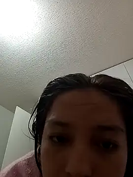 rossgreen77 online show from 10/18/25, 11:27