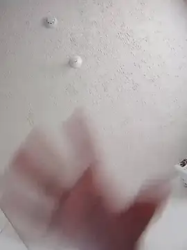 rossgreen77 online show from 10/21/25, 10:32