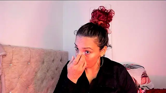 amber demons2021 online show from 02/04/25, 05:12