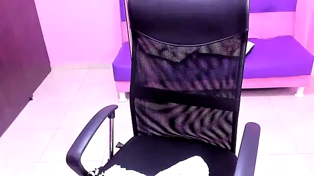 mature dirty squirt online show from 01/09/26, 12:19