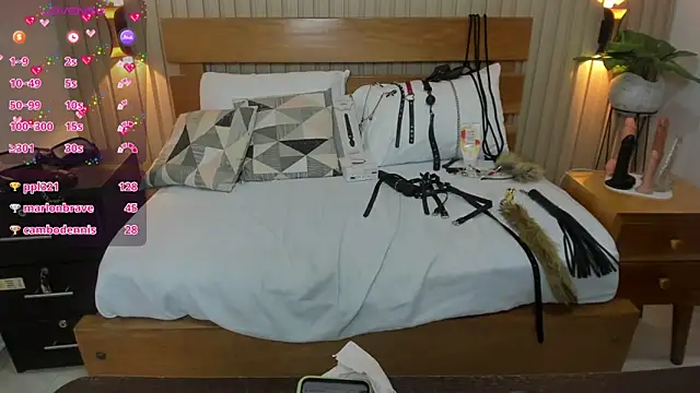 luciana ballesteros  online show from 02/06/25, 12:26