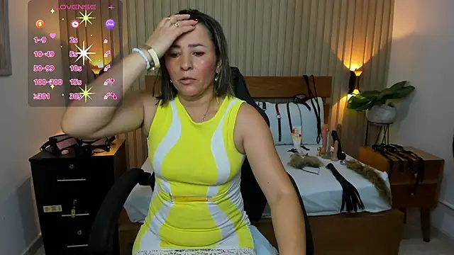 luciana ballesteros  online show from 02/19/25, 12:22