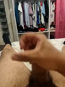 Snapshot of Canario33 chatting on 11/13/25, 09:19 Canario33 online show from 11/13/25, 09:19