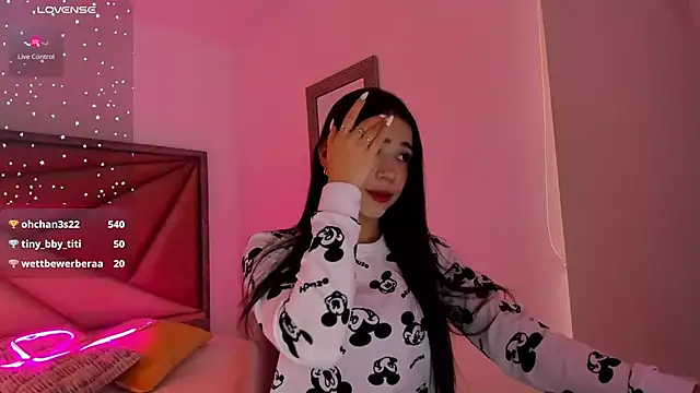 FaloonRoussel online show from 10/28/25, 06:32