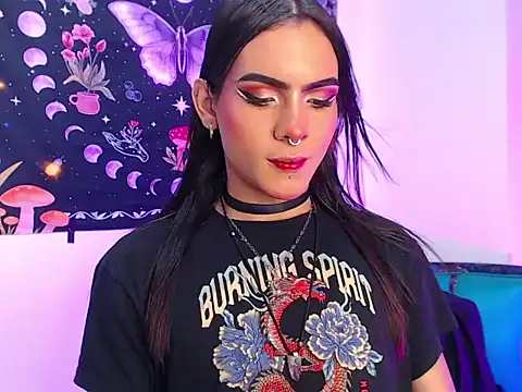 Snapshot of lilithnyx333 chatting on 04/08/26, 11:59 lilithnyx333 online show from 04/08/26, 11:59