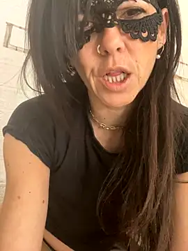 EmySkinny85 online show from 01/06/26, 07:45