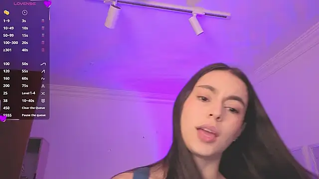 Aleejaa   online show from 04/16/26, 11:22