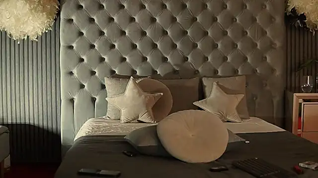 AmelyNoir online show from 02/24/25, 04:27