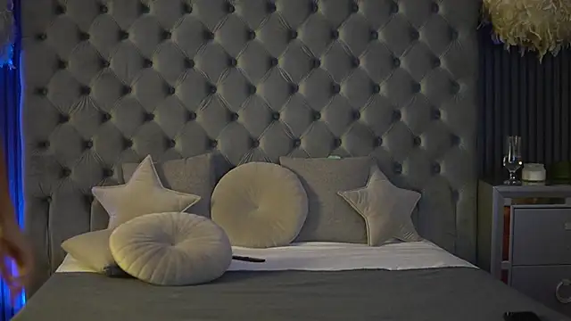 AmelyNoir online show from 09/23/25, 06:55