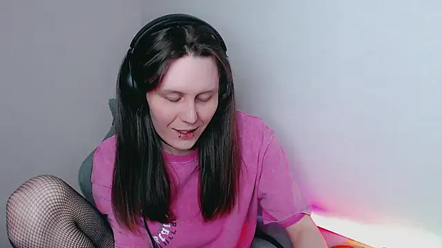 tracy cooper online show from 01/11/25, 12:01