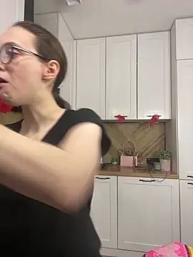 MartiniiSelenna online show from 04/06/26, 05:52