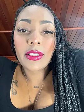 Snapshot of AngelineHeet chatting on 04/14/26, 02:50 AngelineHeet online show from 04/14/26, 02:50