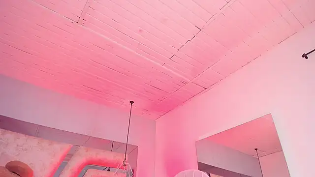 Snapshot of AngelineHeet chatting on 04/18/26, 03:32 AngelineHeet online show from 04/18/26, 03:32