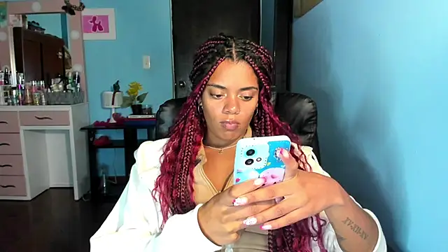 ladyrd1 online show from 12/02/24, 01:47