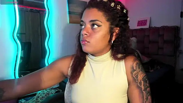 ladyrd1 online show from 01/11/25, 08:00