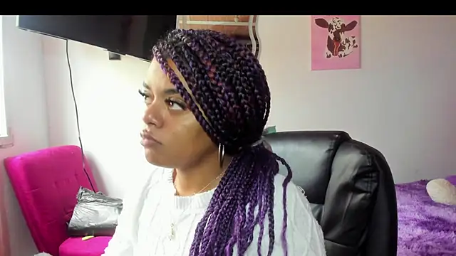 ladyrd1 online show from 11/28/25, 08:11