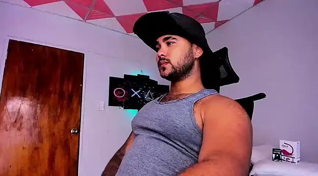 Snapshot of Sebas-hott chatting on 01/12/25, 03:49 Sebas-hott online show from 01/12/25, 03:49