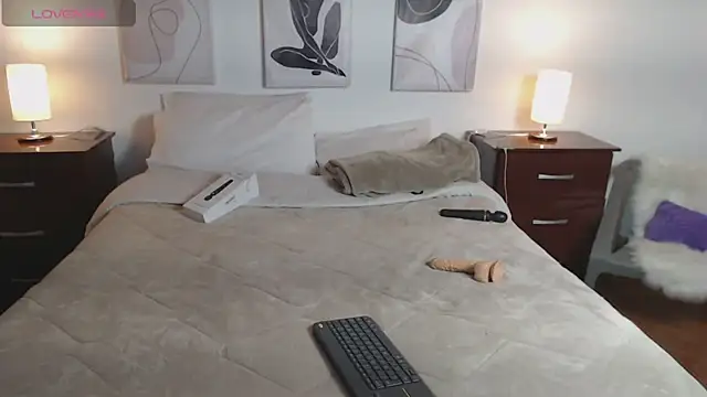 Snapshot of Lucy_joi chatting on 02/08/25, 09:24 Lucy joi online show from 02/08/25, 09:24