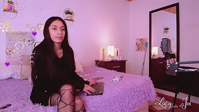 Snapshot of Lucy_joi chatting on 10/06/25, 02:53 Lucy joi online show from 10/06/25, 02:53