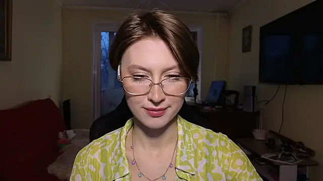 Snapshot of MalvinaBlum chatting on 11/19/25, 02:11 MalvinaBlum online show from 11/19/25, 02:11