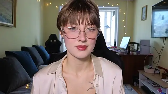 MalvinaBlum online show from 12/21/25, 04:30