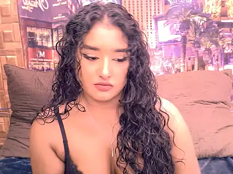 Snapshot of IndianAngel4u chatting on 06/13/26, 06:44 IndianAngel4u online show from 06/13/26, 06:44