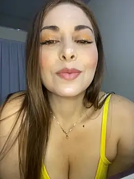 Snapshot of Anto_Naranjo chatting on 06/20/26, 11:40 Anto Naranjo online show from 06/20/26, 11:40