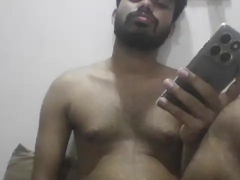 Snapshot of aditya2004_ chatting on 05/18/26, 01:17 aditya2004 online show from 05/18/26, 01:17