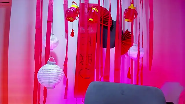 Snapshot of alaia-rogers chatting on 02/03/25, 11:53 alaia-rogers online show from 02/03/25, 11:53