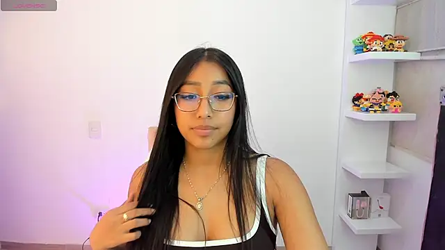 Snapshot of isa_bellaa0 chatting on 10/20/25, 06:03 isa bellaa0 online show from 10/20/25, 06:03