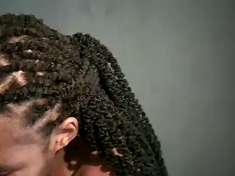 Snapshot of MAZINGDIVA1994 chatting on 02/09/25, 08:22 MAZINGDIVA1994 online show from 02/09/25, 08:22