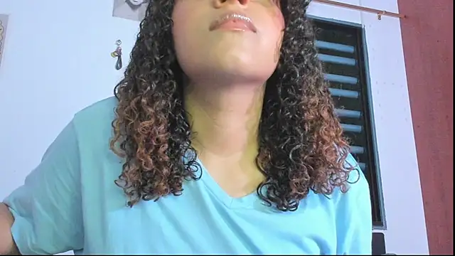 Ada gales  online show from 11/12/25, 04:02