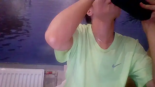 AliceTailor online show from 10/30/25, 10:54