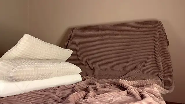 itsmaxxbaby  online show from 01/14/26, 05:57