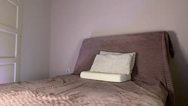 Snapshot of itsmaxxbaby_ chatting on 04/08/26, 04:34 itsmaxxbaby online show from 04/08/26, 04:34