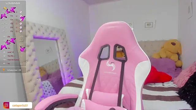 Snapshot of carlaperez_ chatting on 01/28/25, 07:00 carlaperez  online show from 01/28/25, 07:00