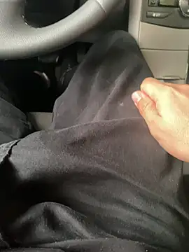 Snapshot of mocinhohrc chatting on 10/28/25, 04:09 mocinhohrc online show from 10/28/25, 04:09