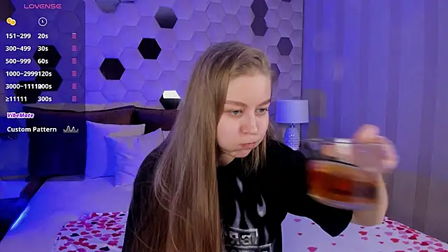 Polumna cute online show from 02/23/25, 01:10