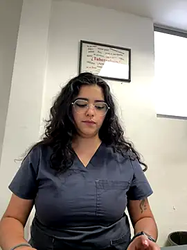 Snapshot of Ales_Kitten chatting on 10/04/25, 08:40 Ales Kitten online show from 10/04/25, 08:40